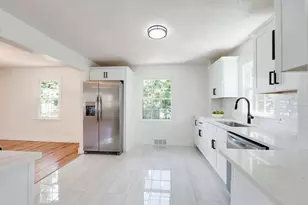 1386 Piper Rd, West Springfield, MA 01089 - Photo 8