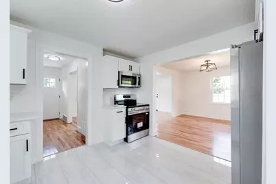 1386 Piper Rd, West Springfield, MA 01089 - Photo 10