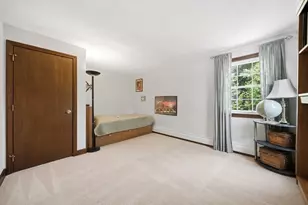 9 Sparhawk Dr, Burlington, MA 01803 - Photo 34