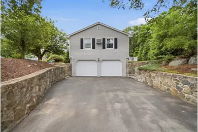 9 Sparhawk Dr, Burlington, MA 01803 - Photo 10