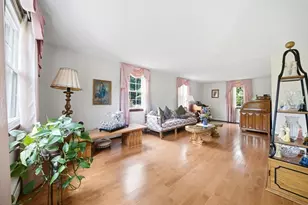 9 Sparhawk Dr, Burlington, MA 01803 - Photo 14