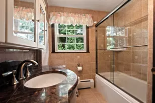 9 Sparhawk Dr, Burlington, MA 01803 - Photo 36