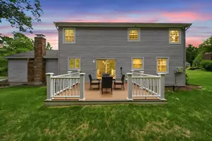9 Sparhawk Dr, Burlington, MA 01803 - Photo 10