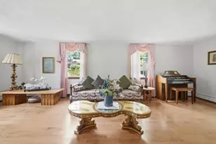 9 Sparhawk Dr, Burlington, MA 01803 - Photo 14