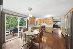 9 Sparhawk Dr, Burlington, MA 01803 - Photo 20