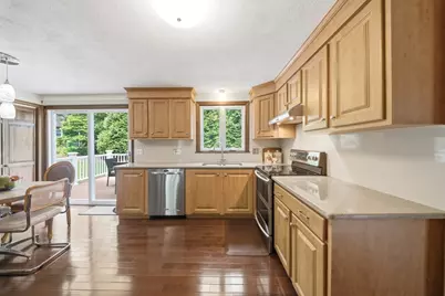 9 Sparhawk Dr, Burlington, MA 01803 - Photo 20
