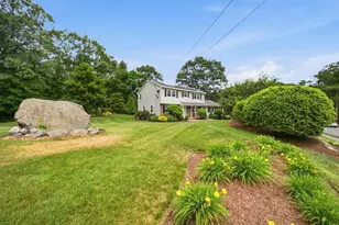 9 Sparhawk Dr, Burlington, MA 01803 - Photo 6