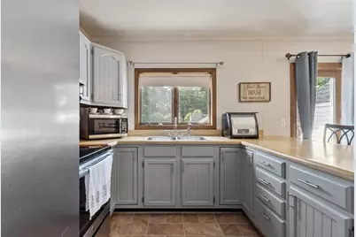 17 Tedesco Rd, Methuen, MA 01844 - Photo 18