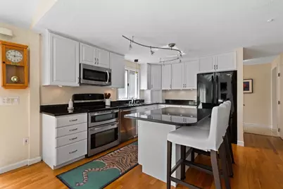 17 Duggan Ln, Milton, MA 02186 - Photo 2