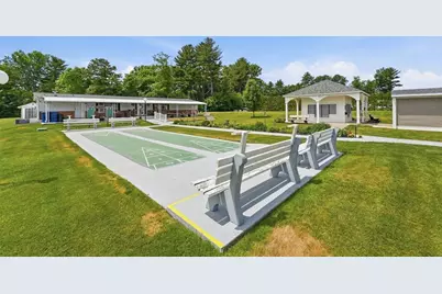 21 Fourth Ave, Westfield, MA 01085 - Photo 32