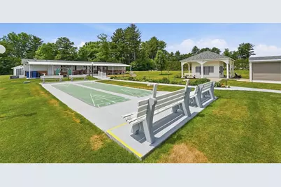 21 Fourth Ave, Westfield, MA 01085 - Photo 32