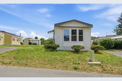 21 Fourth Ave, Westfield, MA 01085 - Photo 4
