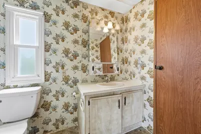 21 Fourth Ave, Westfield, MA 01085 - Photo 28