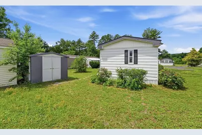 21 Fourth Ave, Westfield, MA 01085 - Photo 30