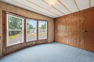 21 4th Ave, Westfield, MA 01085 - Photo 16