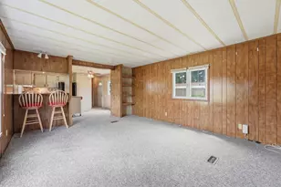 21 4th Ave, Westfield, MA 01085 - Photo 6