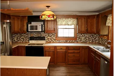 221 North St, Erving, MA 01344 - Photo 4