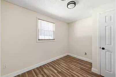 9 Woodcliff St, Springfield, MA 01109 - Photo 16