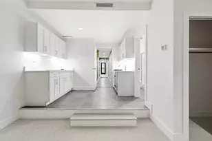 122 Marlborough St, Boston, MA 02116 - Photo 32