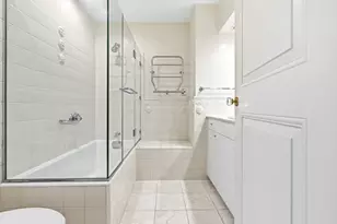 122 Marlborough St, Boston, MA 02116 - Photo 24