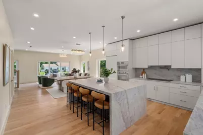 58 Bontempo Rd, Newton, MA 02459 - Photo 10
