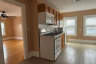 145 N Common, Lynn, MA 01905 - Photo 8
