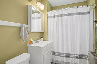 167 Seventh St, Leominster, MA 01453 - Photo 32