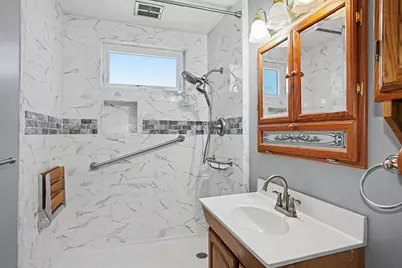 167 Seventh St, Leominster, MA 01453 - Photo 16