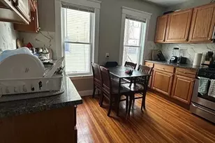 42 Whitman St, Somerville, MA 02144 - Photo 4