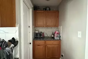 42 Whitman St, Somerville, MA 02144 - Photo 6
