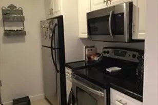 19 Wiget St, Boston, MA 02113 - Photo 2