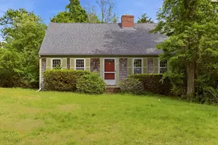 93 Robbins Cir, Dennis, MA 02638 - Photo 4