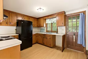 93 Robbins Cir, Dennis, MA 02638 - Photo 10