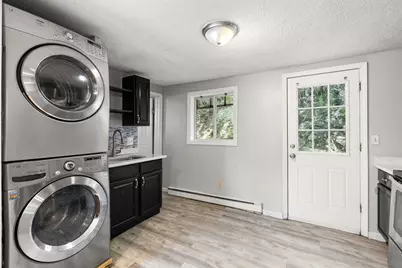 9-11 Dungeon Ave, Lynn, MA 01905 - Photo 8