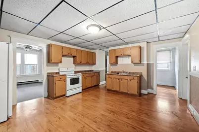 42 Ferry St, Chicopee, MA 01013 - Photo 4