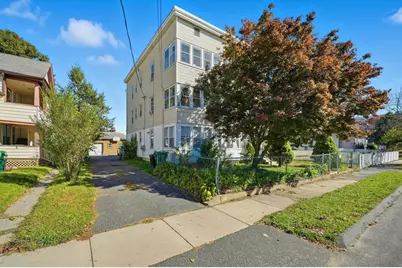 42 Ferry St, Chicopee, MA 01013 - Photo 2