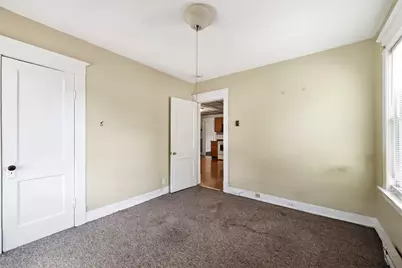 42 Ferry St, Chicopee, MA 01013 - Photo 8