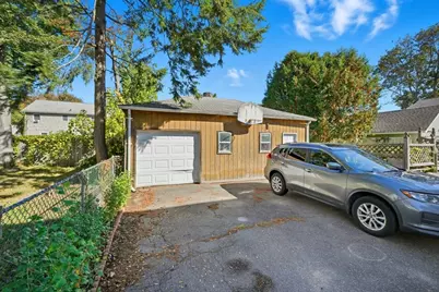 42 Ferry St, Chicopee, MA 01013 - Photo 38