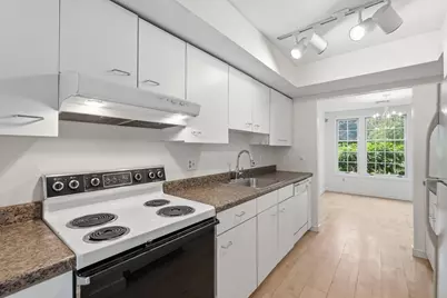 70 Amity Place #70, Amherst, MA 01002 - Photo 10