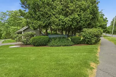 70 Amity Place #70, Amherst, MA 01002 - Photo 2