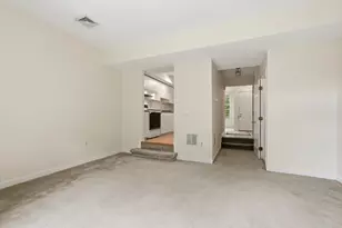 70 Amity Pl, Amherst, MA 01002 - Photo 18