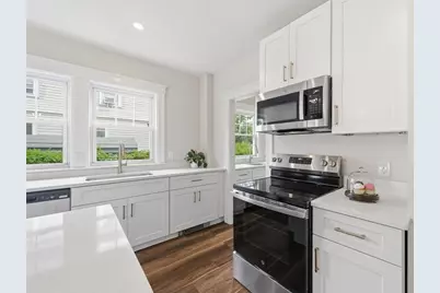 87 Malden St, Worcester, MA 01606 - Photo 12