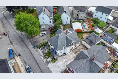 654 School St, Lowell, MA 01851 - Photo 38