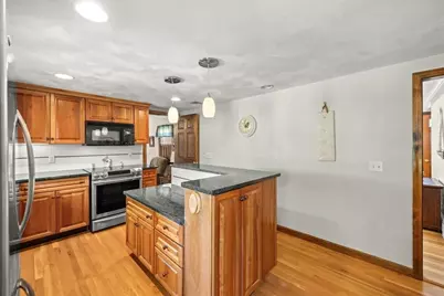 158 Duffy Dr, Taunton, MA 02780 - Photo 8