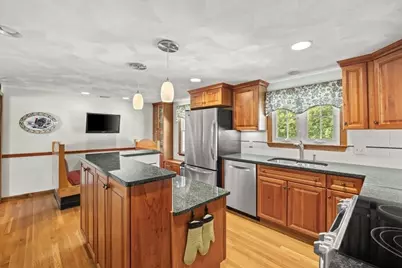 158 Duffy Dr, Taunton, MA 02780 - Photo 10