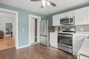 24 Mendon St, Blackstone, MA 01504 - Photo 14