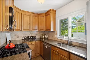 67 Millett Rd, Swampscott, MA 01907 - Photo 10