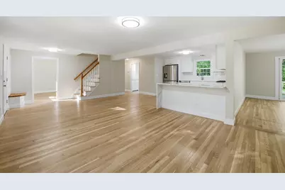 3 Jonathan Ln, Chelmsford, MA 01824 - Photo 8
