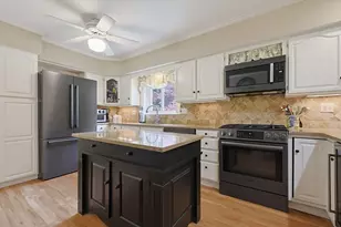110 Chipper Hill Rd, Northbridge, MA 01534 - Photo 6