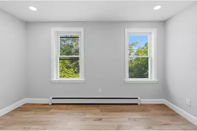 409 Crescent St, Fall River, MA 02720 - Photo 24